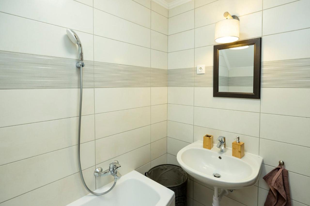 Zsenduelo Apartman Eger Exterior foto